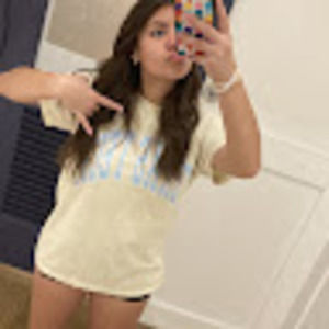 Meet your Posher, Evelyn